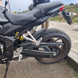 Honda CB 650R - Moto Negra Impecable. DIC 2019