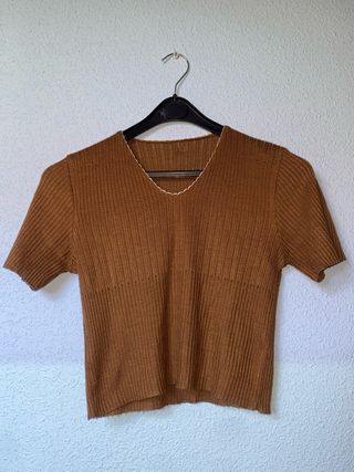 Top marrón de canalé talla S