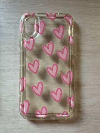 Funda iPhone Xr corazones rosa