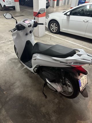 Honda SH350i - Scooter blanco