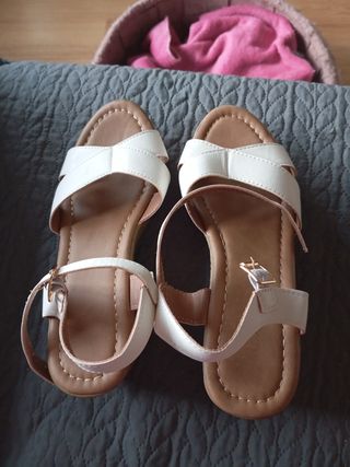 Zuecos blancos mujer