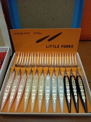 Set Vintage: 24 cucchiaini e forchette