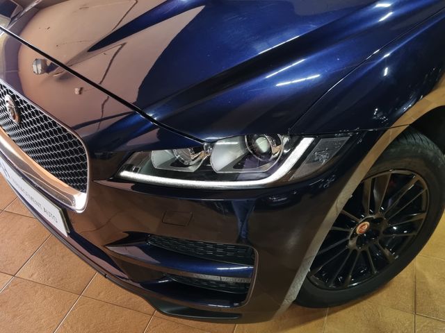 Jaguar F-Pace 2017