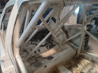 Carrocería Saxo con barras