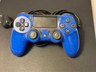 Ps4 Slim + mando original
