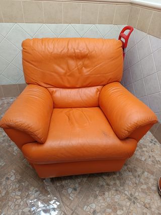 Sillón piel naranja