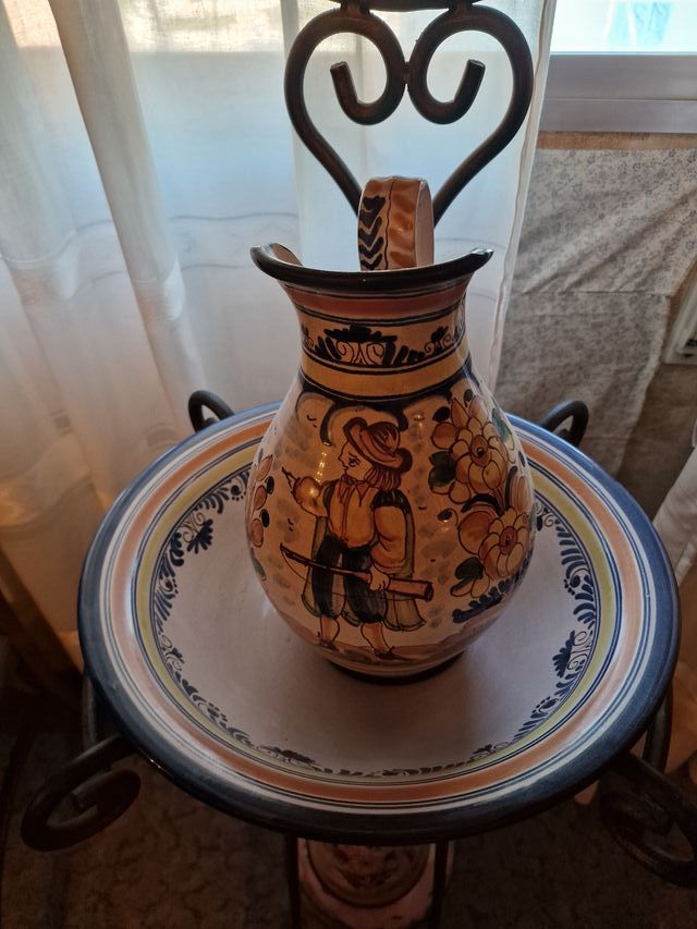 Jarra antigua palanganero - Forja y cerámica