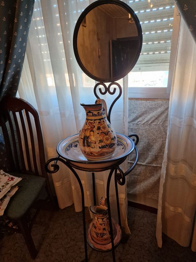 Jarra antigua palanganero - Forja y cerámica