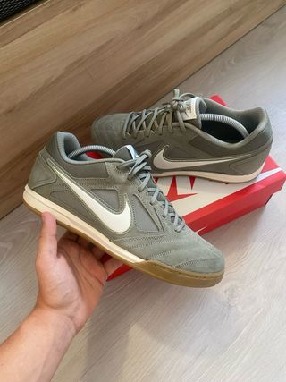 Zapatillas Nike SB Gato - Verde Oliva, gris 