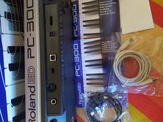 Roland PC-300 MIDI teclado