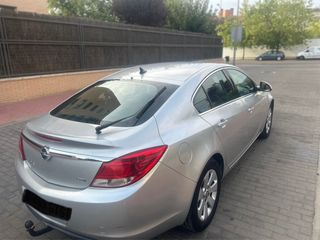 Opel Insignia 2010 tel 666217952