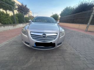 Opel Insignia 2010 tel 666217952