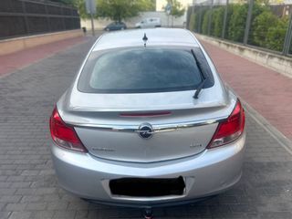Opel Insignia 2010 tel 666217952