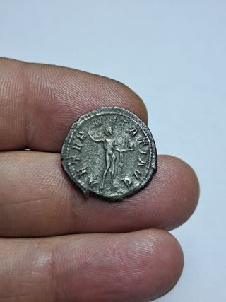 BUEN DENARIO PLATA GORDIANO GRAN RETRATO 2,7g A446