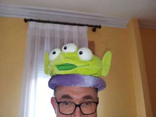 GORRO DE DIZFRAZ DEL ALIEN DE TOY STORY