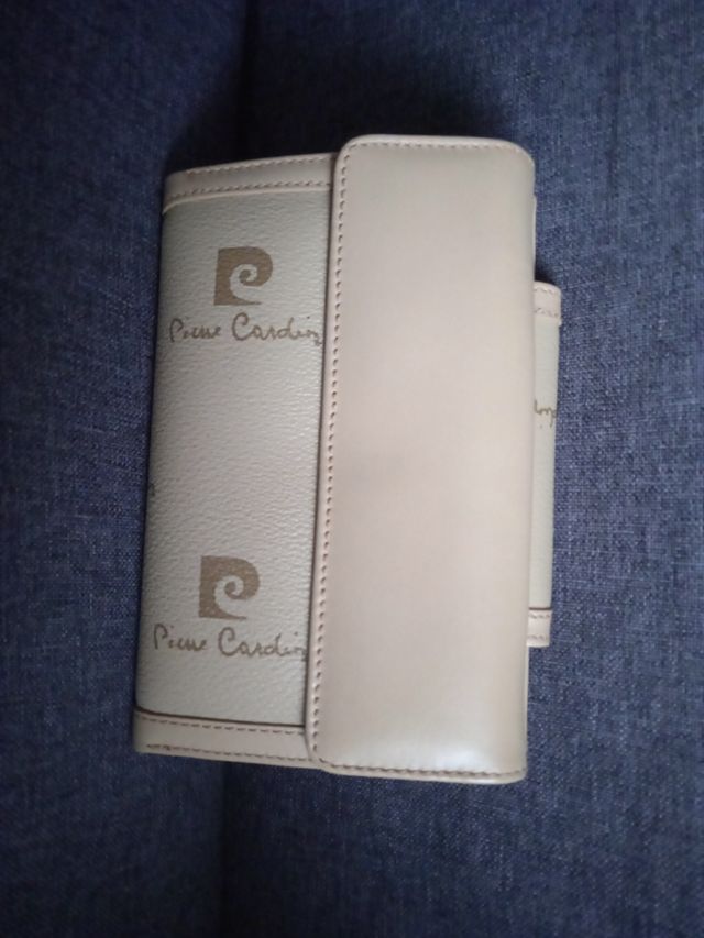 Monedero Pierre Cardin beige