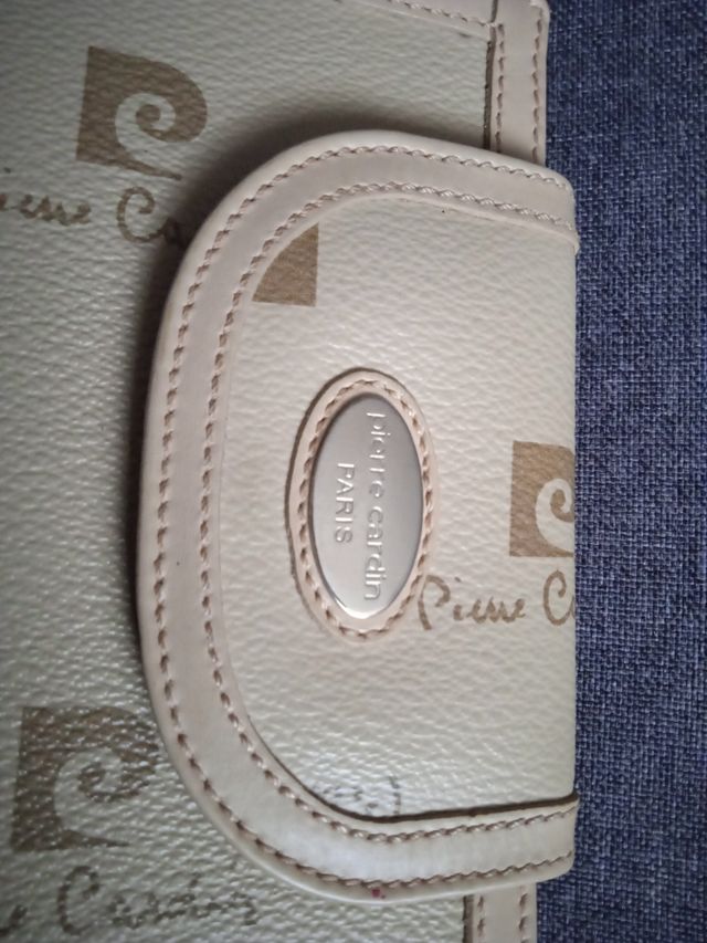 Monedero Pierre Cardin beige