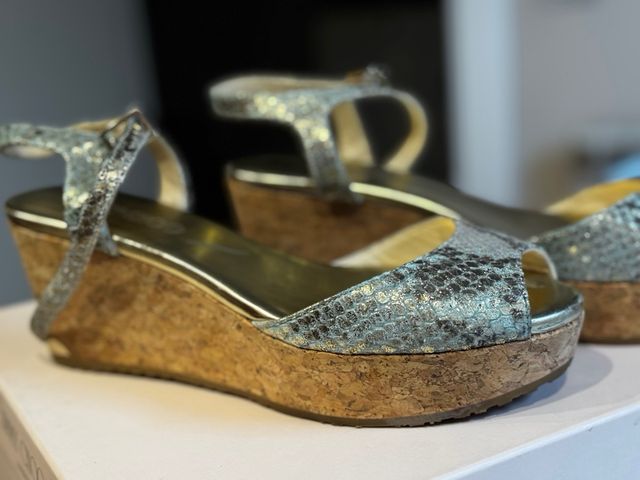 Sandalias Jimmy Choo azul y dorado