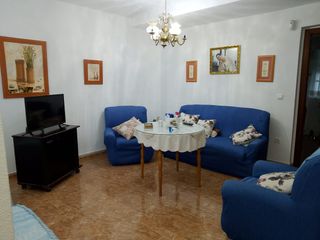 Chalet adosado esquinero