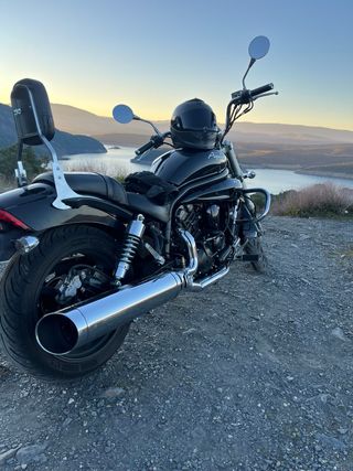 Hyosung Aquila GV650