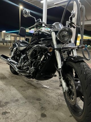 Hyosung Aquila GV650