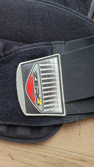 paraschiena moto Zero7