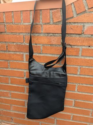 Bolsa bandolera para portátil/ tablet Urban tool