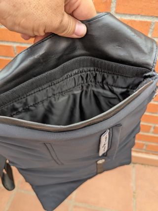 Bolsa bandolera para portátil/ tablet Urban tool