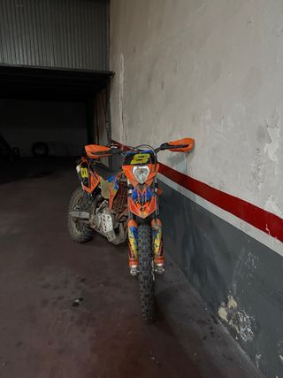 KTM 125 EXC Six Days 2011