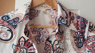 Camisa Anna Mora paisley T-40
