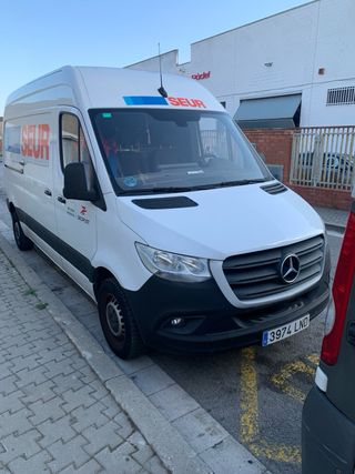 Mercedes-Benz Sprinter 2021