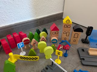 Set completísimo de tren de madera BRIO