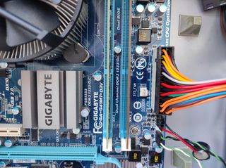 PC Intel Core 2 Quad Q8400 4GB-500GB Windows 10
