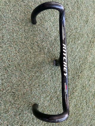 Manillar de carbono Ritchey. Carbon WCS monocurve.