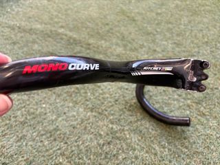 Manillar de carbono Ritchey. Carbon WCS monocurve.