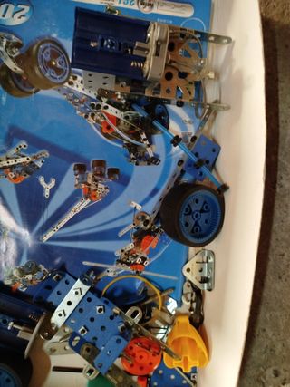 Meccano & Lego - cajas y piezas