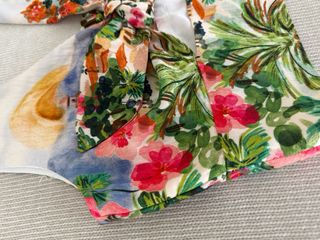 Conjunto Zara estampado multicolor.
Talla XS / M