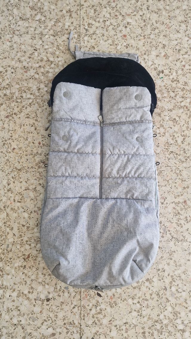 Saco silla universal bebé gris