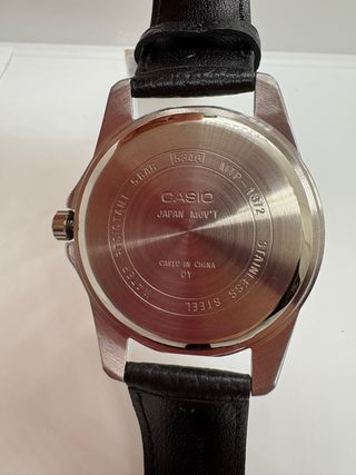 Reloj Casio unisex - Mantenimiento impecable