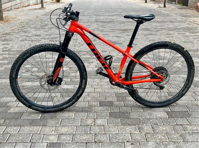 Bicicleta Trek Pro Caliber 6