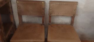 Sillas antiguas de cuero