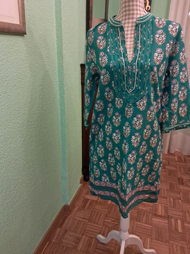 Vestido playero verde agua