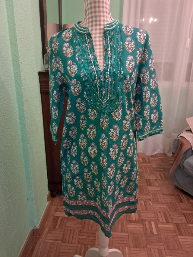 Vestido playero verde agua