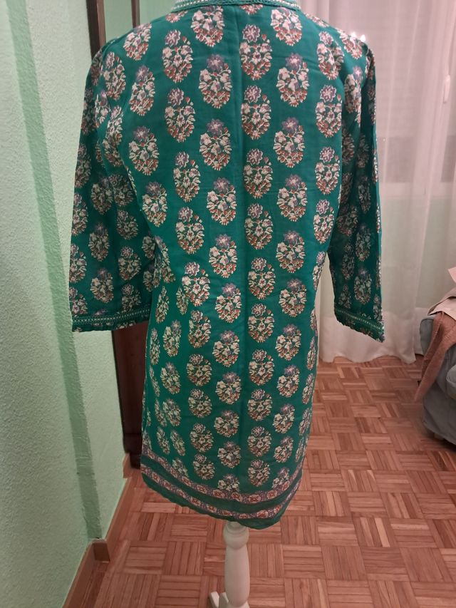 Vestido playero verde agua