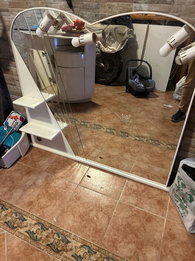 Specchio da toeletta bianco vintage