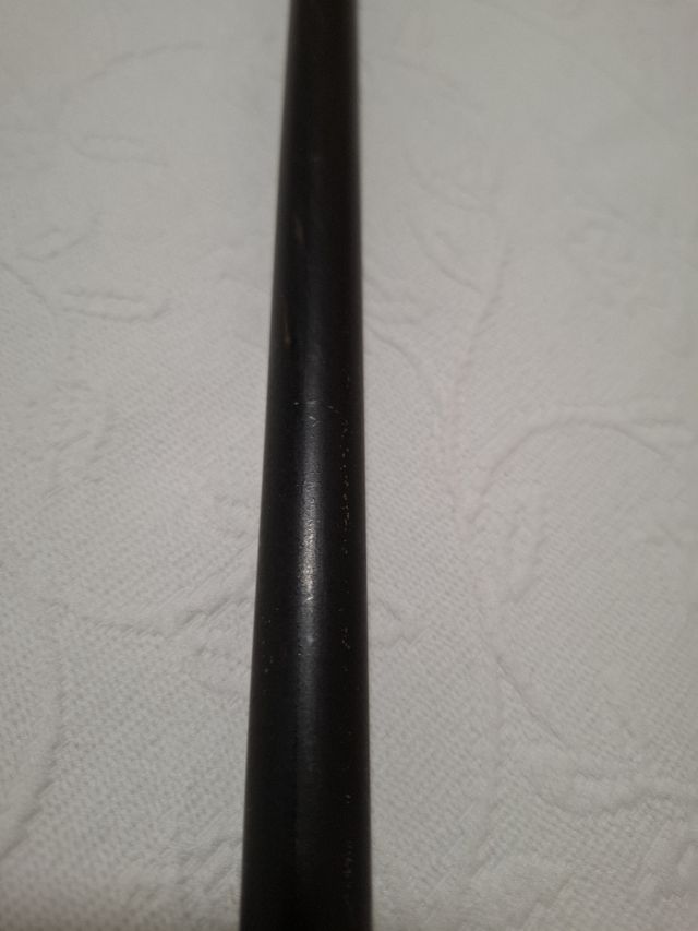 Asta in metallo per tende.