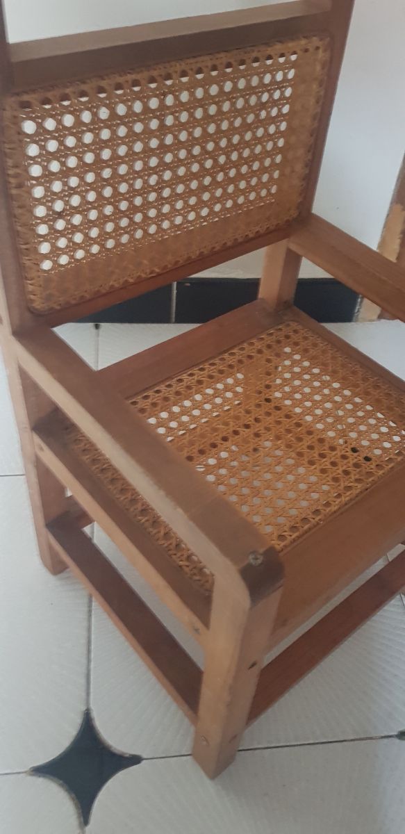 Silla vintage infantil de ratan