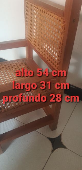 Silla vintage infantil de ratan