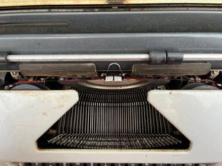 Máquina escribir antigua Olympia