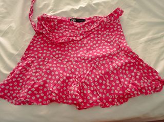 Falda pantalón Zara .